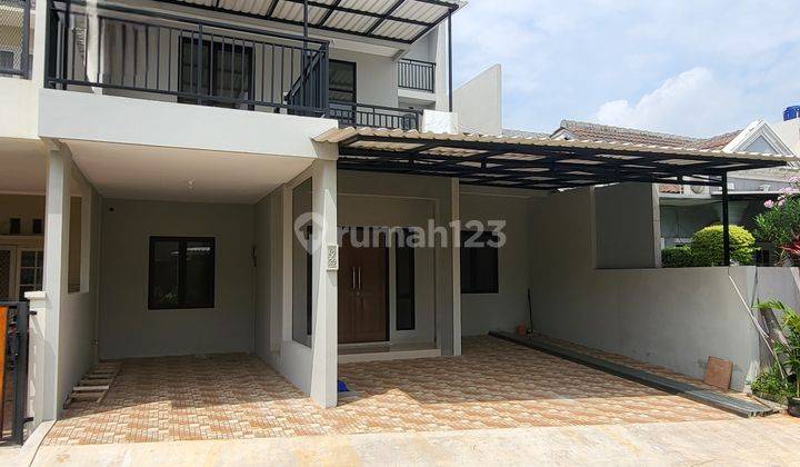 Rumah Minimalis Siap Huni di Taman Crysant BS Dekat Sekolah dan Tol 1