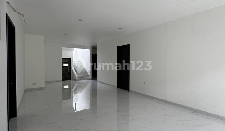 Rumah 2 Lantai Siap Hubni di Depark BSD Dekat Mall dan Sekolah