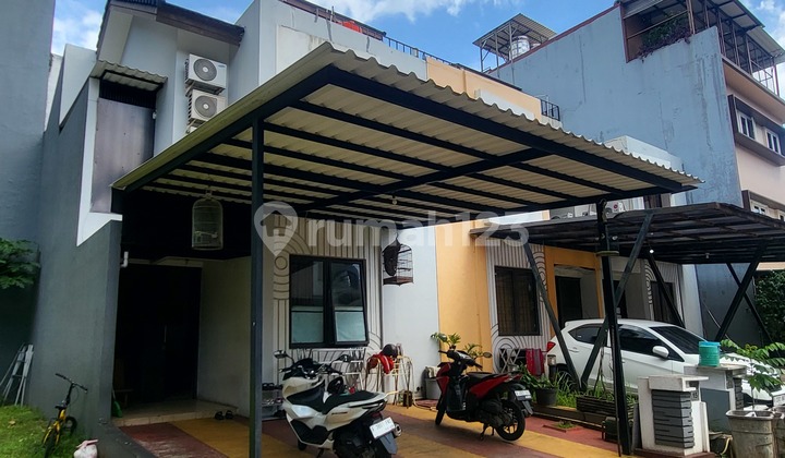 Fully Furnished Boarding House in Foresta BSD Near AEON Mall Fully Furnished Boarding House in Foresta BSD Near AEON Mall