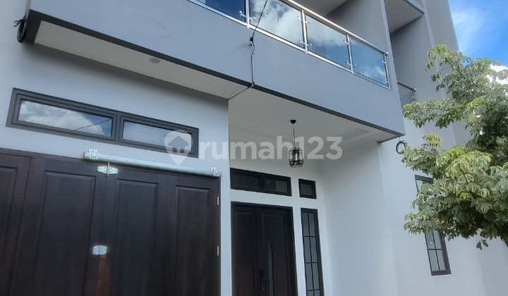 Rumah Mewah Minimalis Modern di Bsd Griya Loka
