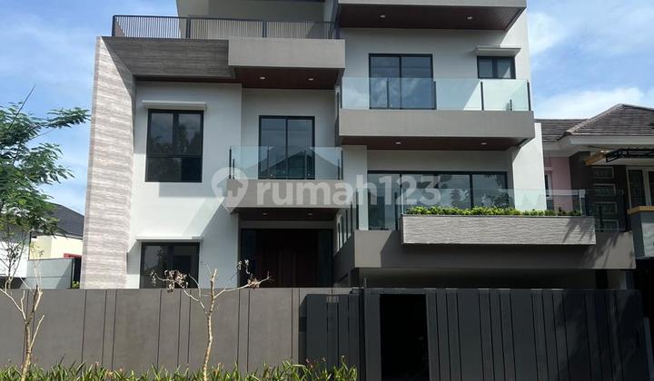 New Luxury Ready-to-Live House in BSD De Lat