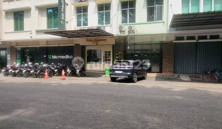 Ruko Murah Hadap Jalan di Ruko Tol Bulevard Bsd