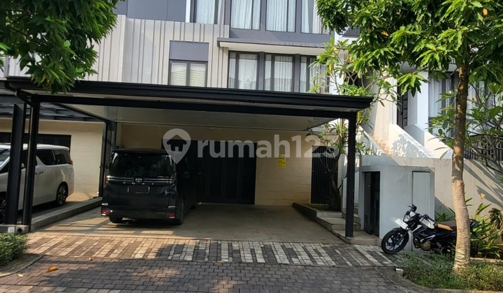 Luxury Ready-to-Occupy House in BSD Navapark