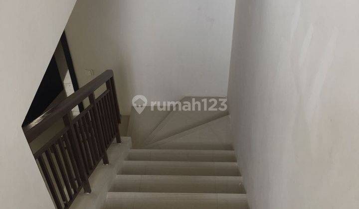 Rumah Siap Huni Di Bsd Eminent Ilustria Serpong 2