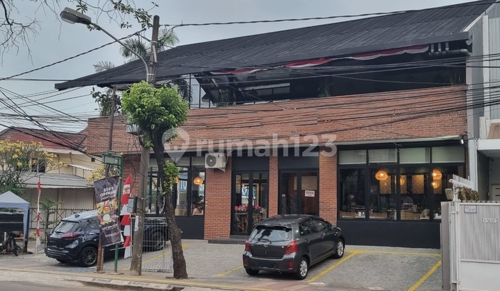 Commercial House on the Main Roadside of Nusa Loka BSD Commercial House on the Main Roadside of Nusa Loka BSD