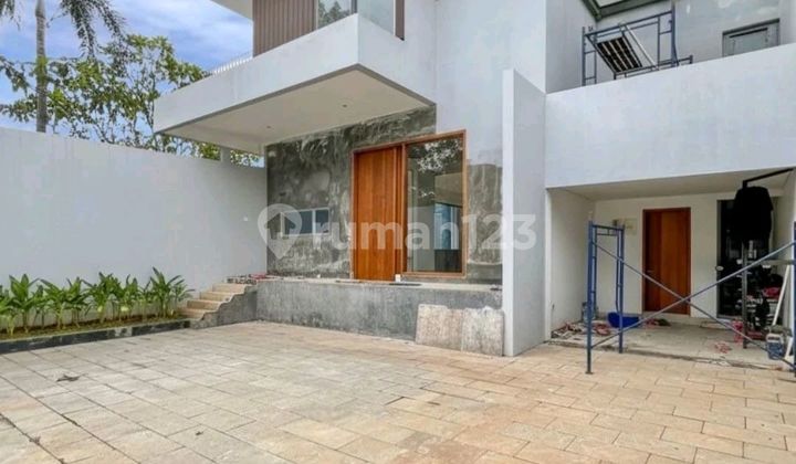 Pondok Indah ~ Land/Building Area 357/325 m² ~ Brand New House 2