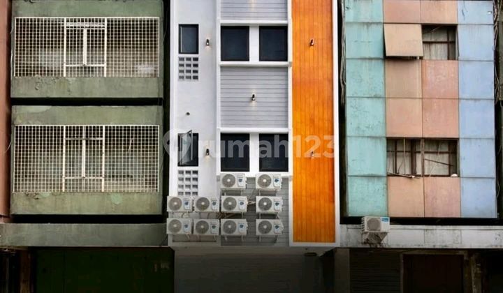 Kost Tamansari - West Jakarta ~ Land/Building Area 88/320 ~ Fully Furnished 1