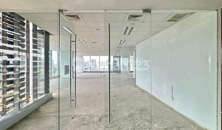 Tb. Simatupang ~ Area 290 M2 ~ Office Space