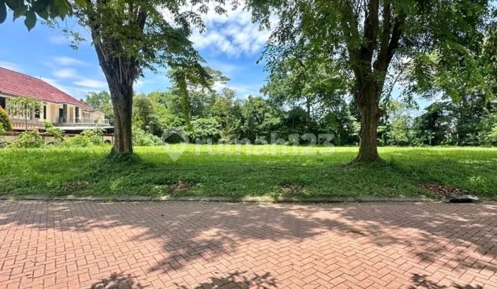 Modernland Golf - Tangerang ~ Luas 1.425 M2 ~ View Danau & Golf