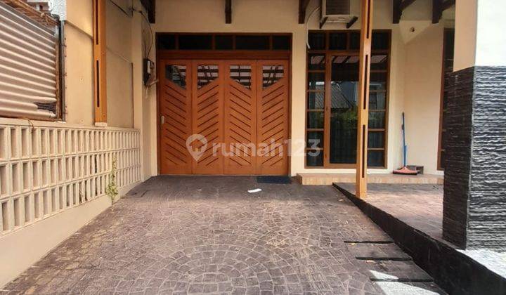 RUMAH PONDOK INDAH ~ LT/LB 212/300 ~ PRIME AREA 3