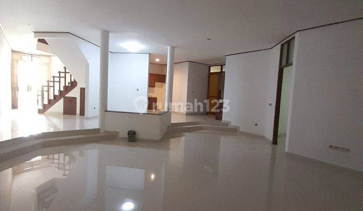 RUMAH PONDOK INDAH ~ LT/LB 212/300 ~ PRIME AREA 6