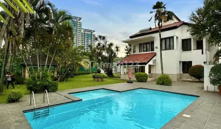 RUMAH  PONDOK INDAH ~ LT/LB 1935/1400 ~ GOLF VIEW 1