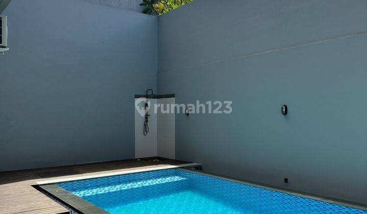 RUMAH KEROBOKAN II - BALI ~ LT/LB 200/240 ~ BRAND NEW MODERN HOUSE
