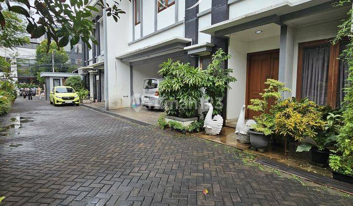 RUMAH KEMANG DIJUAL  ~ LT/LB 173/350 ~ DALAM TOWNHOUSE 1