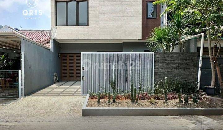 Rumah Pondok Indah  ~ Lt/Lb 140/200 ~ Dekat Pim ~ Best Price ! 1