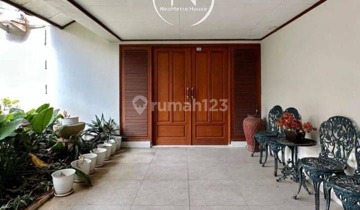 Rumah Kebayoran Baru ~ Lt/Lb 690/350 ~ Lokasi Strategis 2