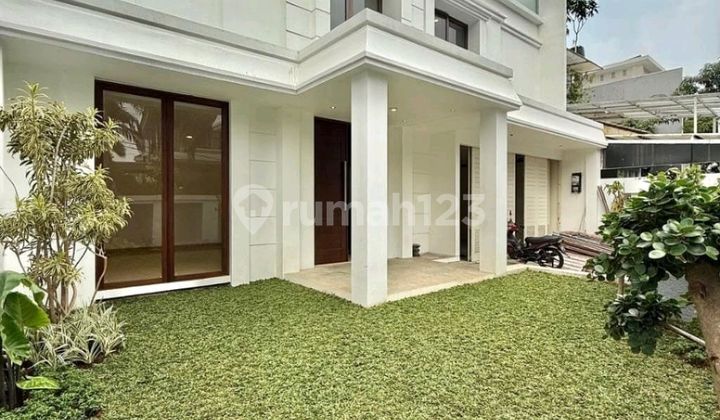 Pondok Indah ~ Land area/building area 400/750 ~ Prime Location