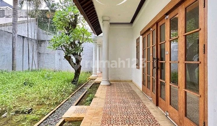 Kebayoran Baru ~ Land area/Building area 580/300 ~ Prime Area 2