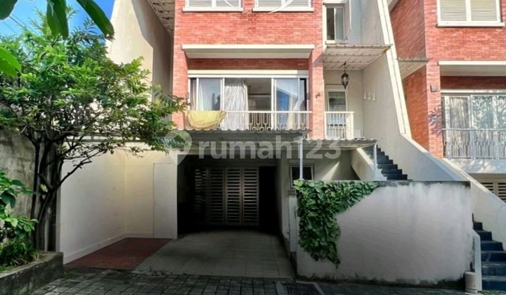 Cilandak - Pondok Labu ~ Lt/lb 147/225 ~ Townhouse