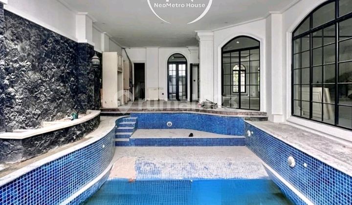 Pondok Indah ~ Land area/building area 670/2000 ~ Luxury American Classic 2