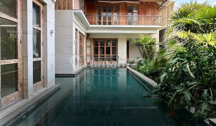 Kemang ~ Land Size/Building Size 800/500 ~ Inside Complex