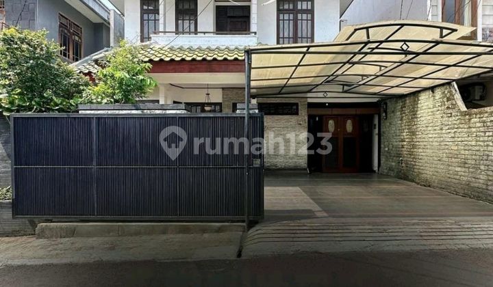 Kebayoran Baru Dekat Senopati ~ Lt/lb 208/300 ~ Prime Area