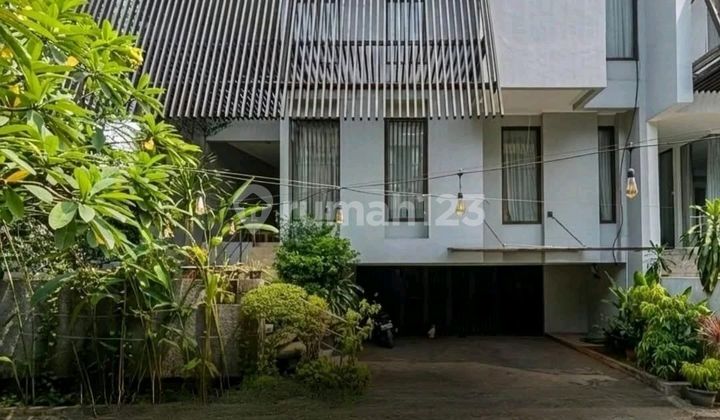 Bangka - Kemang ~ Lt/Lb 302/350 ~ Dalam Townhouse