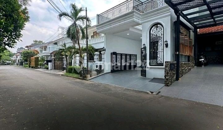 Bintaro.~ Living room/kitchenette Bintaro.~ Living room/kitchenette