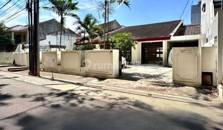 Rumah Kby Baru Dekat Blok M ~ Luas 365 M2 ~ Depan Taman 1