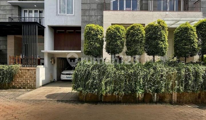 Ragunan ~ Lt/Lb 155/300 ~ Townhouse