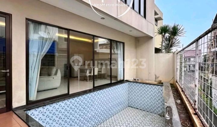 For Sale Lebak Bulus ~ Land size/building 180/580 ~ Townhouse 2