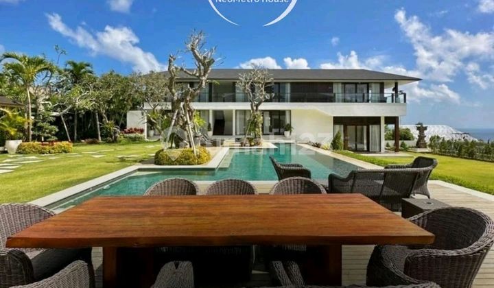 For Sale Villa Uluwatu ~ Land Area/Building Area 3,318/2,500 ~ Luxury Villa For Sale Villa Uluwatu ~ Land Area/Building Area 3,318/2,500 ~ Luxury Villa