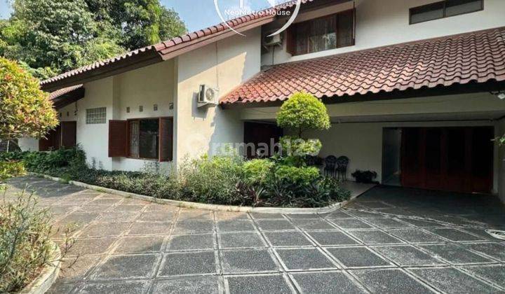 Rumah Kebayoran Baru ~ Lt/Lb 690/350 ~ Lokasi Strategis 1