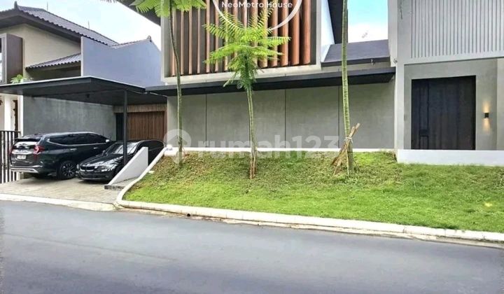 For Sale in Bintaro Sector 9 ~ Land/Building 284/254 ~ Within a Cluster