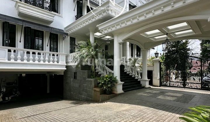 For Sale Kemang ~ Lt/lb 730/1100 ~ Luxurious House ~ Prime Area