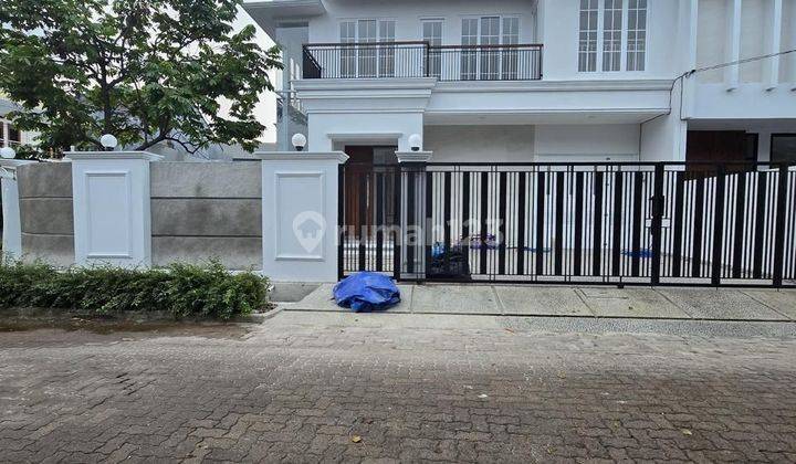 Rumah Lebak Bulus ~ Lt/Lb 302/450 ~ Dekat Mrt ~ Dalam Komplek ~  Cepat ! 1