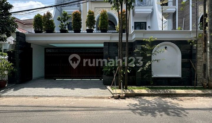 Cilandak ~ Land area/building area 329/800 sqm ~ Luxury ~ Brand New House