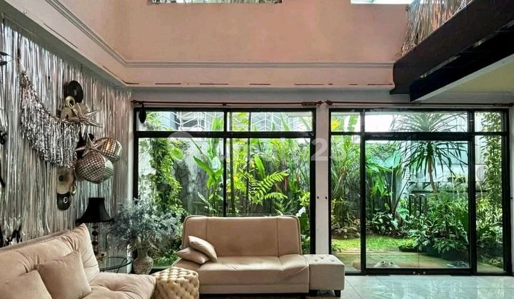 Bangka - Kemang ~ Land Area/Building Area 302/350 ~ Inside Townhouse