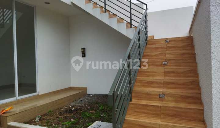 Rumah Baru di Puri Indah Jakarta Barat  2