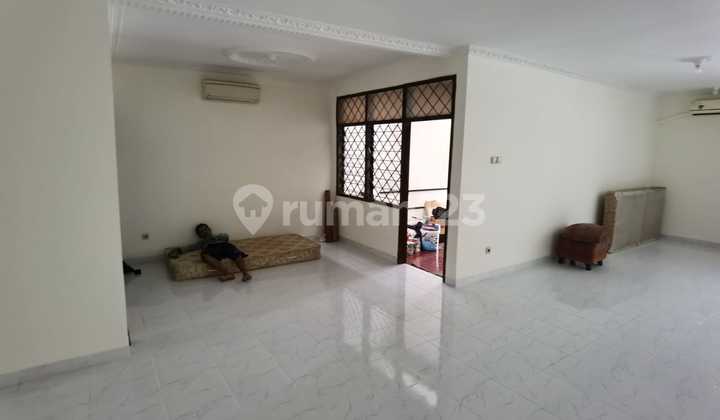 Dijual Rumah di Taman Aries Blok A10  2