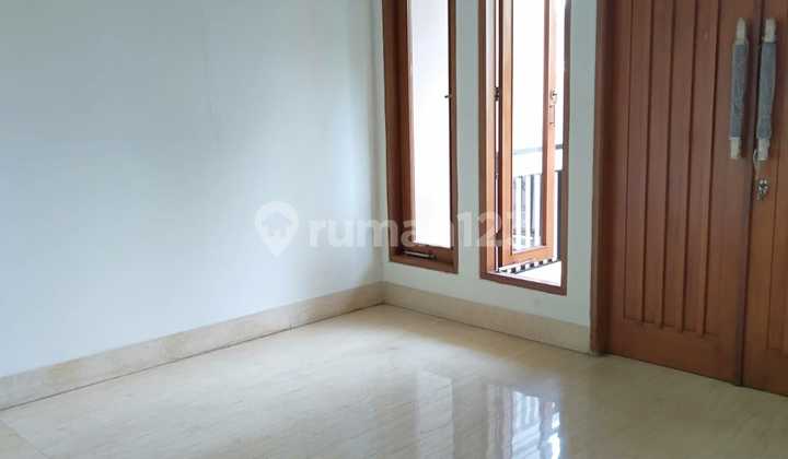 Dijual Rumah di Kemang Timur Jak Sel 2