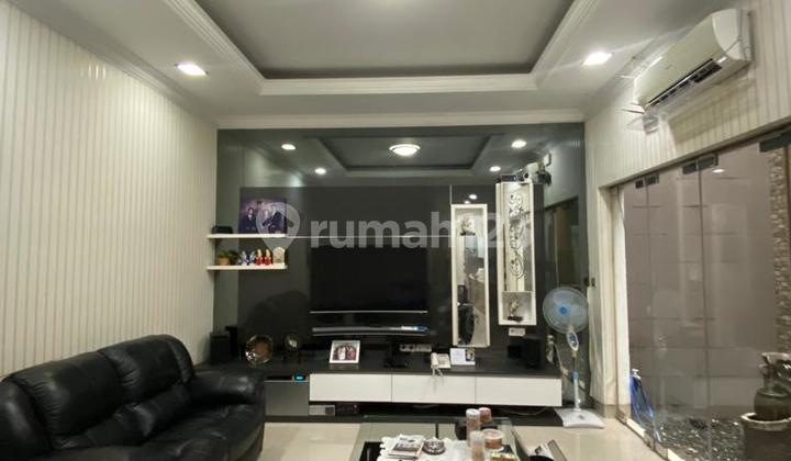 Khusus Buyer Serius Rumah Sangat Chantik Bagus di Tanjung Duren Jakbar tinggal Masuk  2