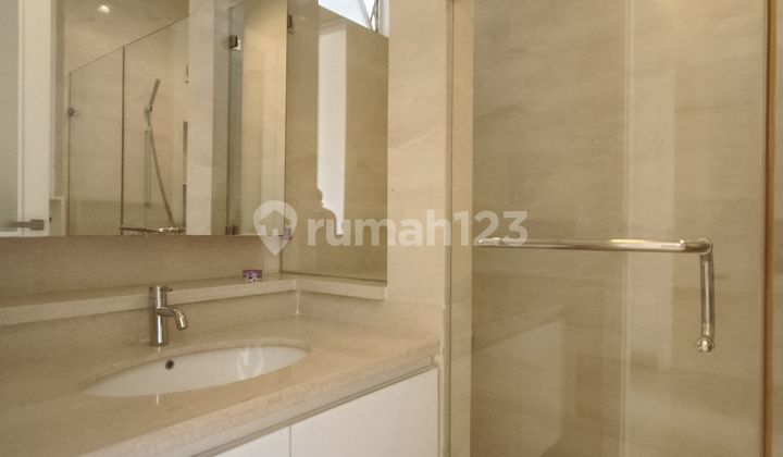 Rumah siap huni dan super cantik di Jakarta Selatan  2
