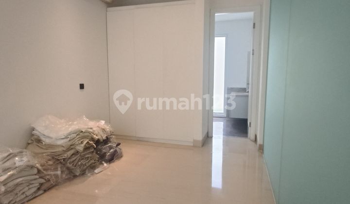 Rumah siap huni dan super cantik di Jakarta Selatan Rumah siap huni dan super cantik di Jakarta Selatan