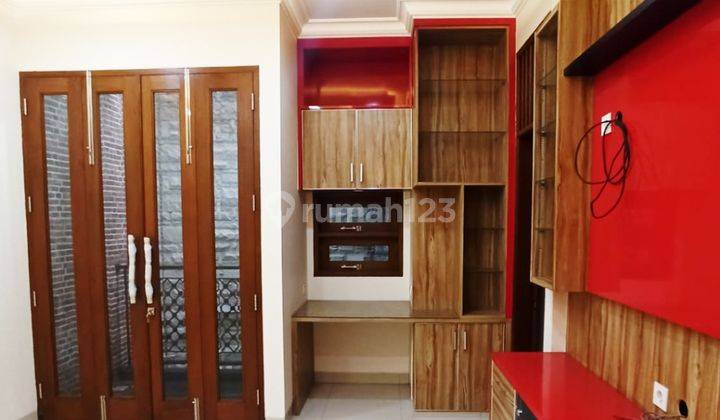 Rumah Baru 2 Lantai Fully Furnished Di Pondok Kelapa, Jakarta Timur 2