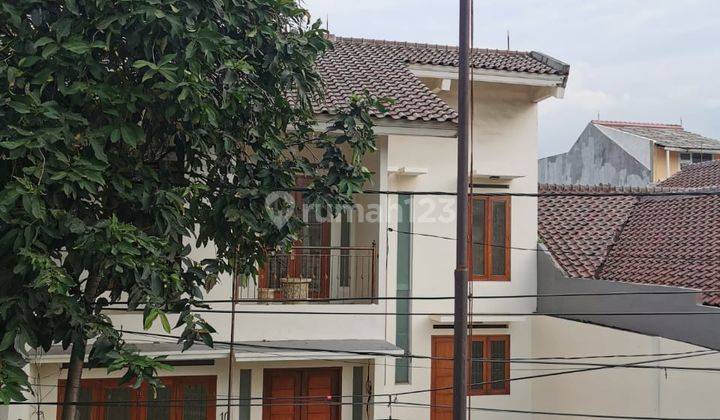 Rumah 2 Lantai di Jalan Kebalen, Kebayoran Baru Jakarta Selatan