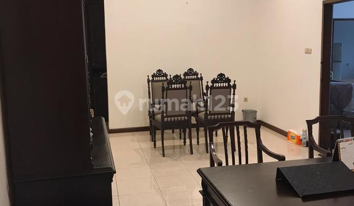 Rumah 325m2, 50 Meter Dari Gatot Subroto 8