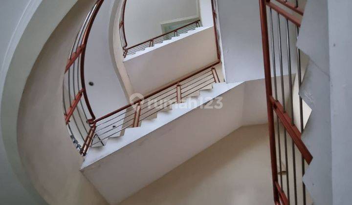 Rumah Kost Besar di Kuningan Luas 1676 M2 3