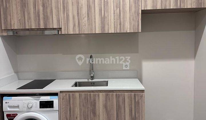 Apartemen Menara Jakarta At Kemayoran, 1bedroom, Semi Furnished, Brand New Unit. 2