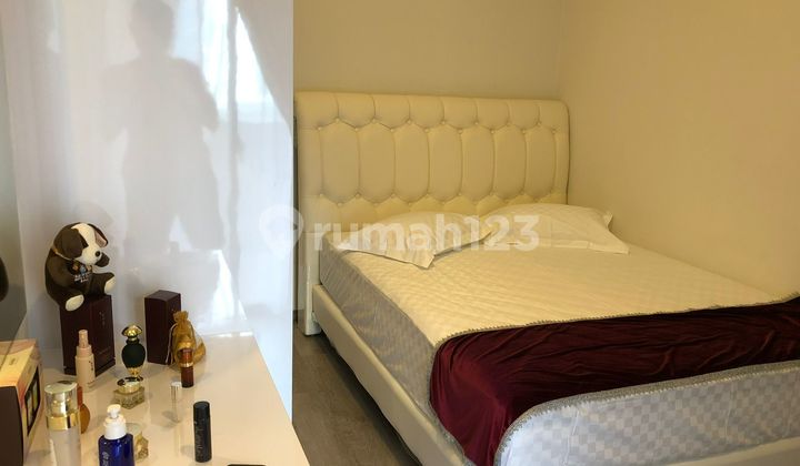 kamar tidur sudirman suites apartemen, jakarta pusat,